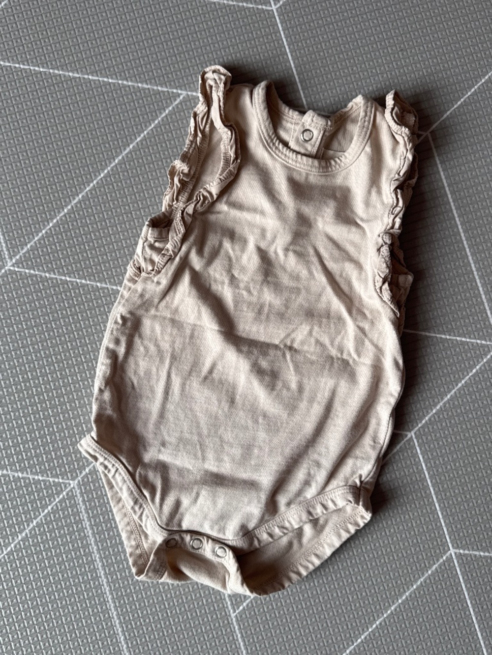 Pehr baby flutter sleeve bodysuit